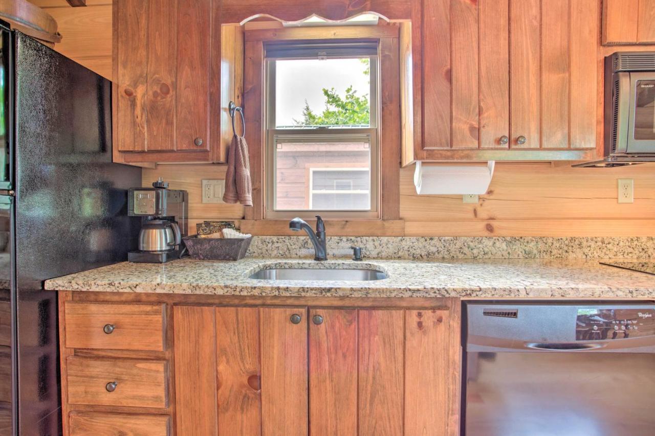 Mill Spring Cabin Near Parker-Binns Winery! Екстер'єр фото